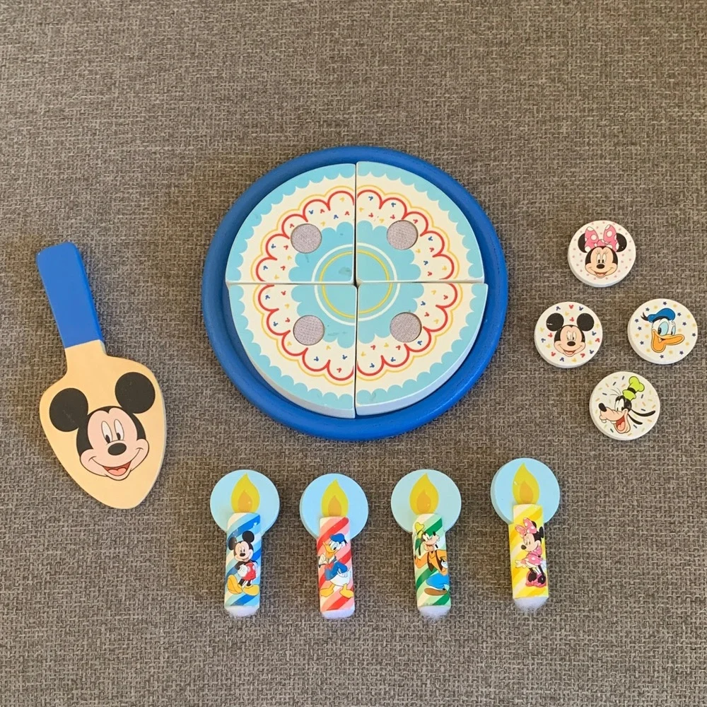 Melissa & Doug Disney Mickey Mouse Club wooden Birthday Cake Playset Pretend